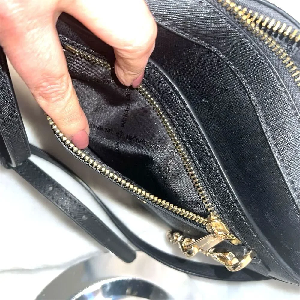 Michael Kors Jet Set Black Crossbody Bag Women's Handbag - Picture 12 of 12